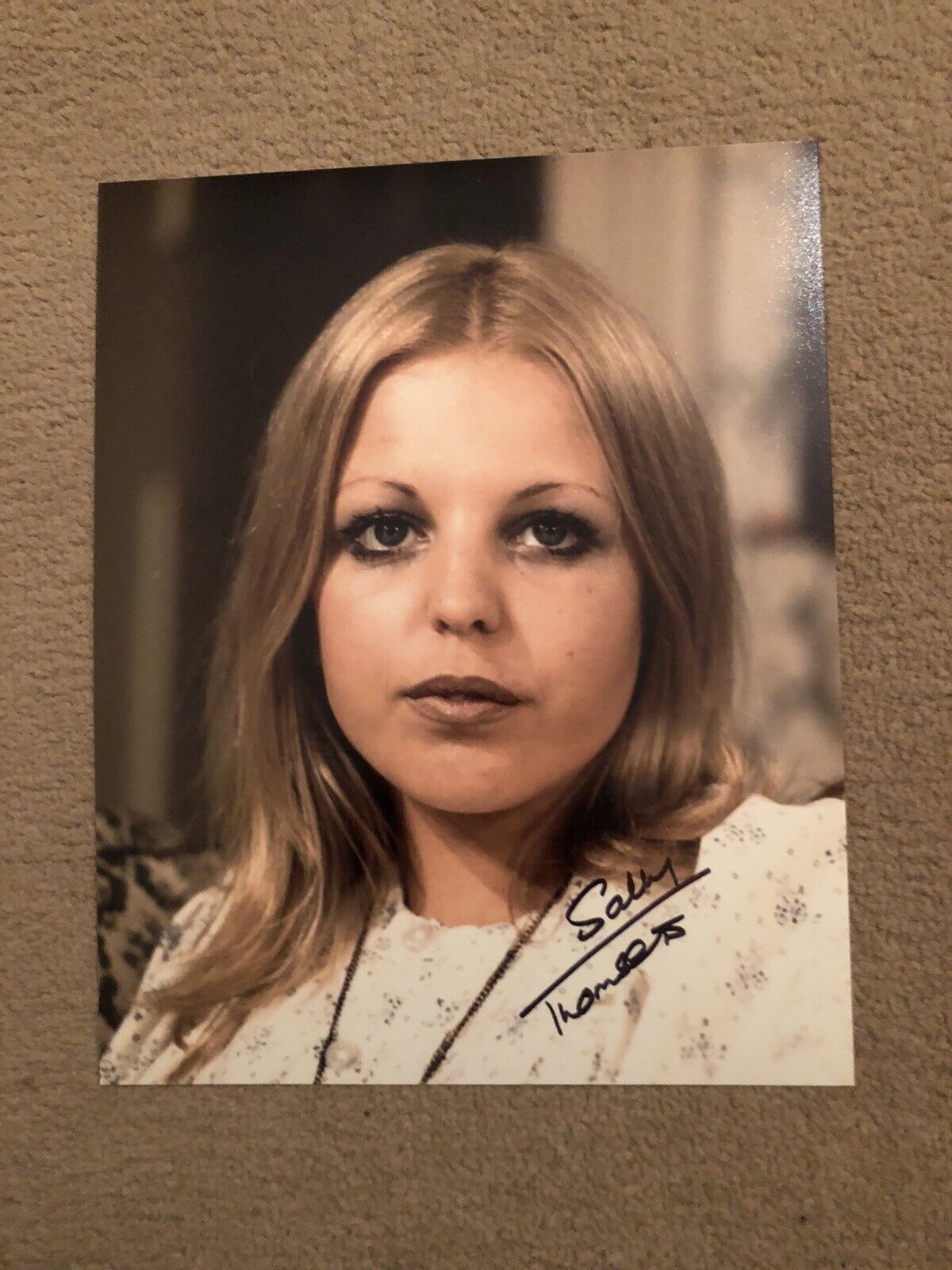 SALLY THOMSETT (THE RAILWAY CHILDREN) SIGNED Photo Poster painting 10x8”