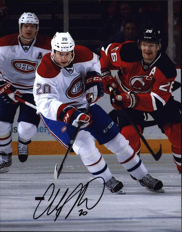 Colby Armstrong signed NHL hockey 8x10 Photo Poster painting W/Cert Autographed A0002