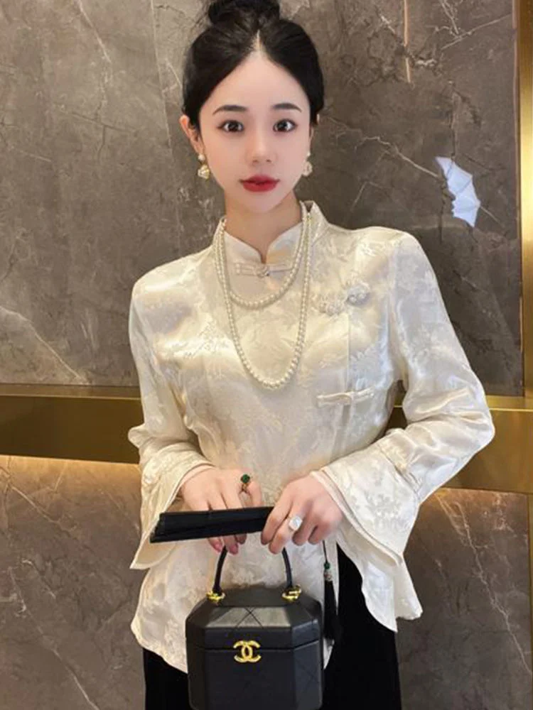 Ueong Chinese Women's Wear 2023 Spring Dress New Blouse High-End National Style Vintage Plate Button Blouse White Jacquard Shirt