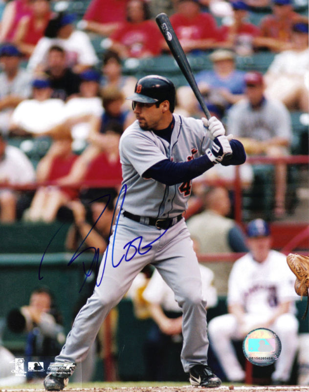 BOBBY HIGGINSON DETROIT TIGERS ACTION SIGNED 8x10