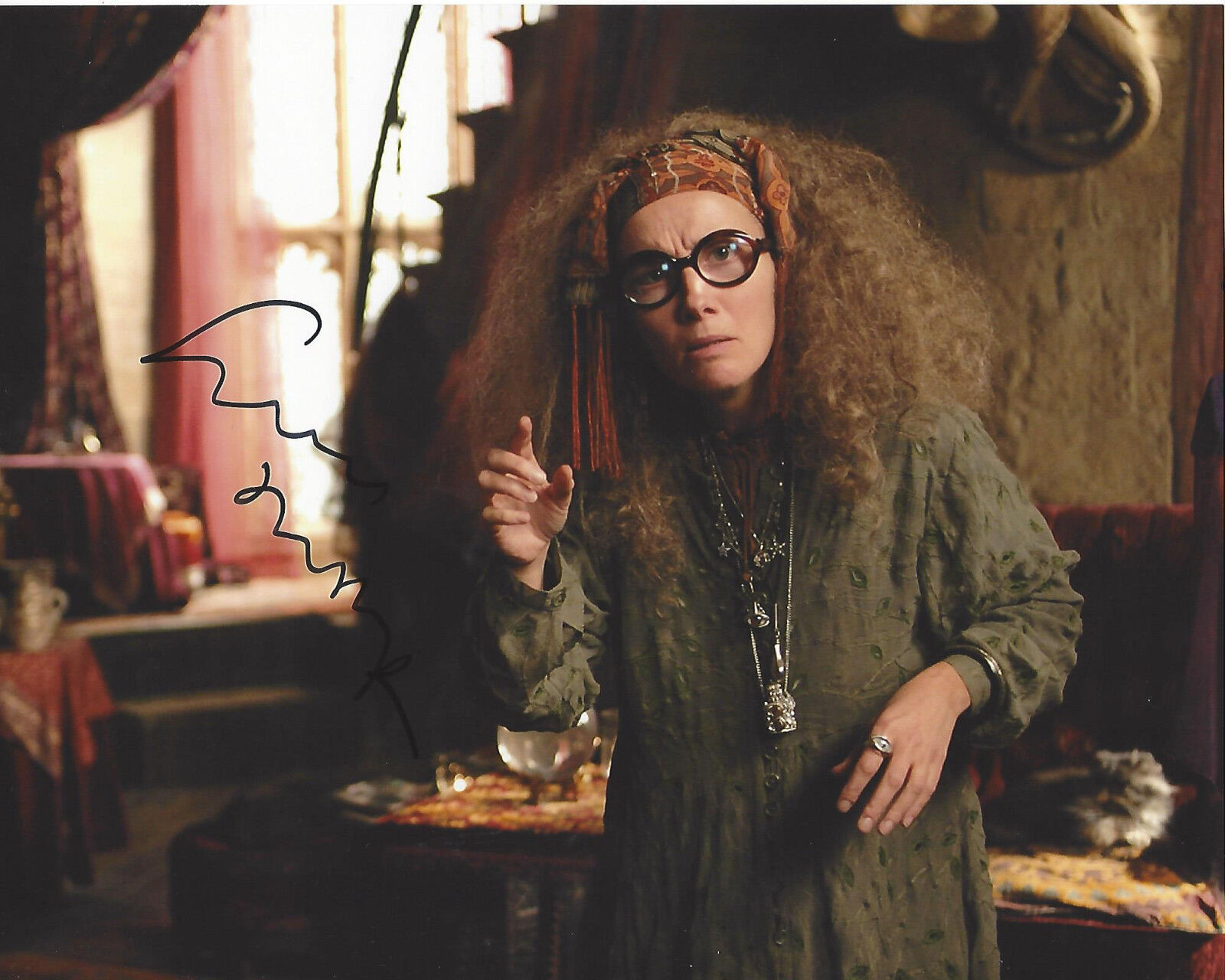 EMMA THOMPSON SIGNED HARRY POTTER SYBILL TRELAWNEY 8X10 Photo Poster painting C w/COA ACTRESS