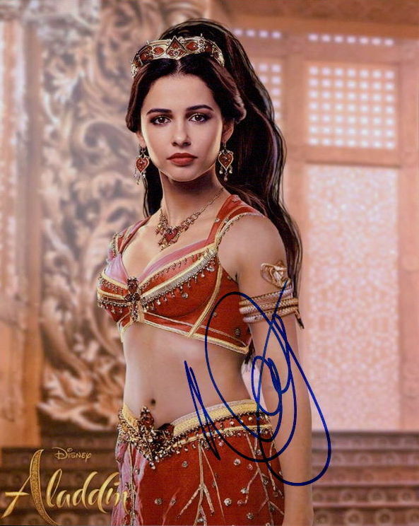 Jacqueline Fernandez (Aladdin) signed 8x10 Photo Poster painting in-person