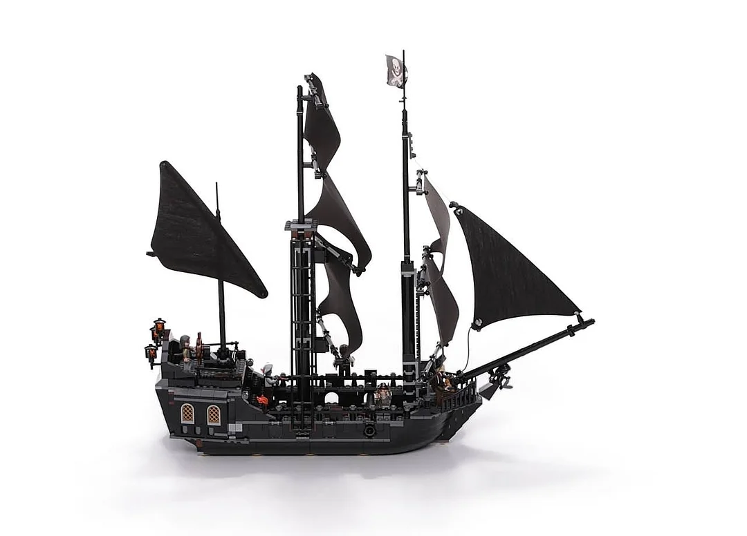Pirates of The Caribbean Black Pearl 4184