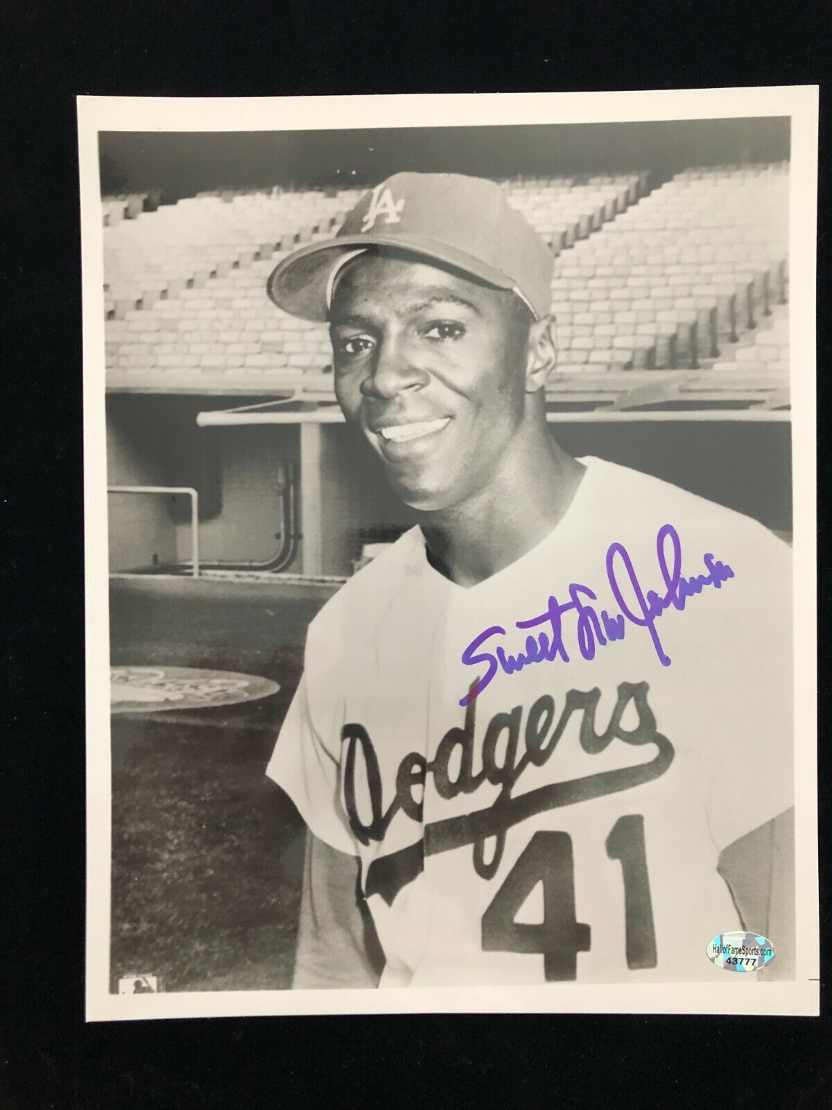 Sweet Lou Johnson Signed Autographed Photo Poster painting - COA - Los Angeles Dodgers