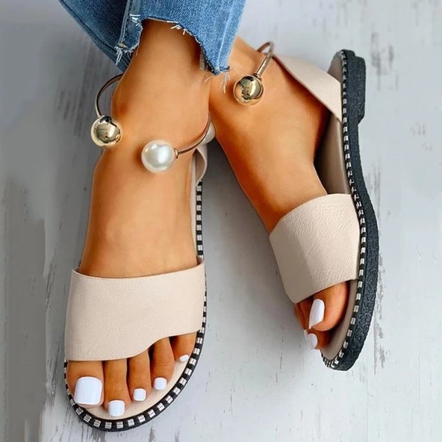 Casual flat bottom back empty pearl sandals