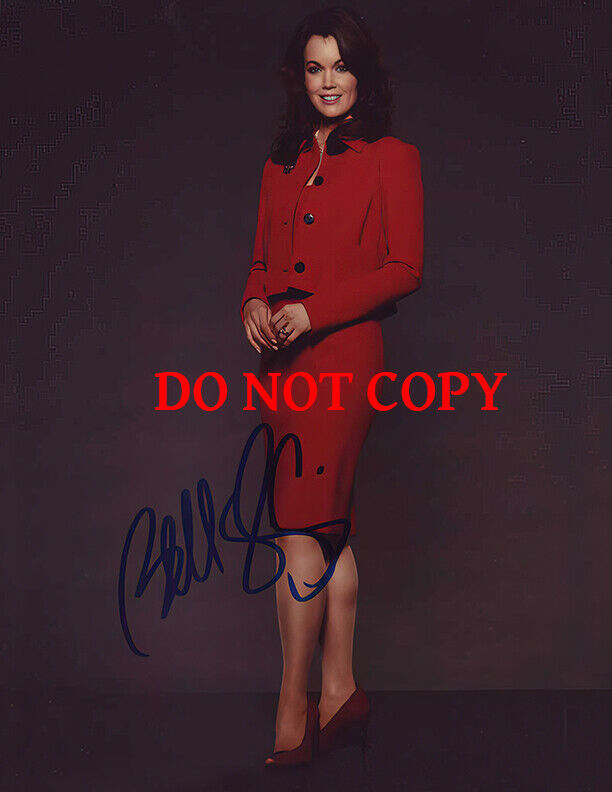 Bellamy Young - Autographed Signed 8 x 10 Photo Poster painting (Scandal) Reprint