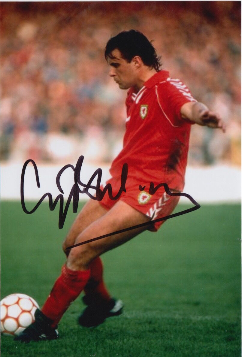 WALES HAND SIGNED CLAYTON BLACKMORE 6X4 Photo Poster painting.