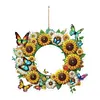 Couronne de fleurs et de papillons en per&ccedil;age et diamants d&rsquo;un seul c&ocirc;t&eacute;