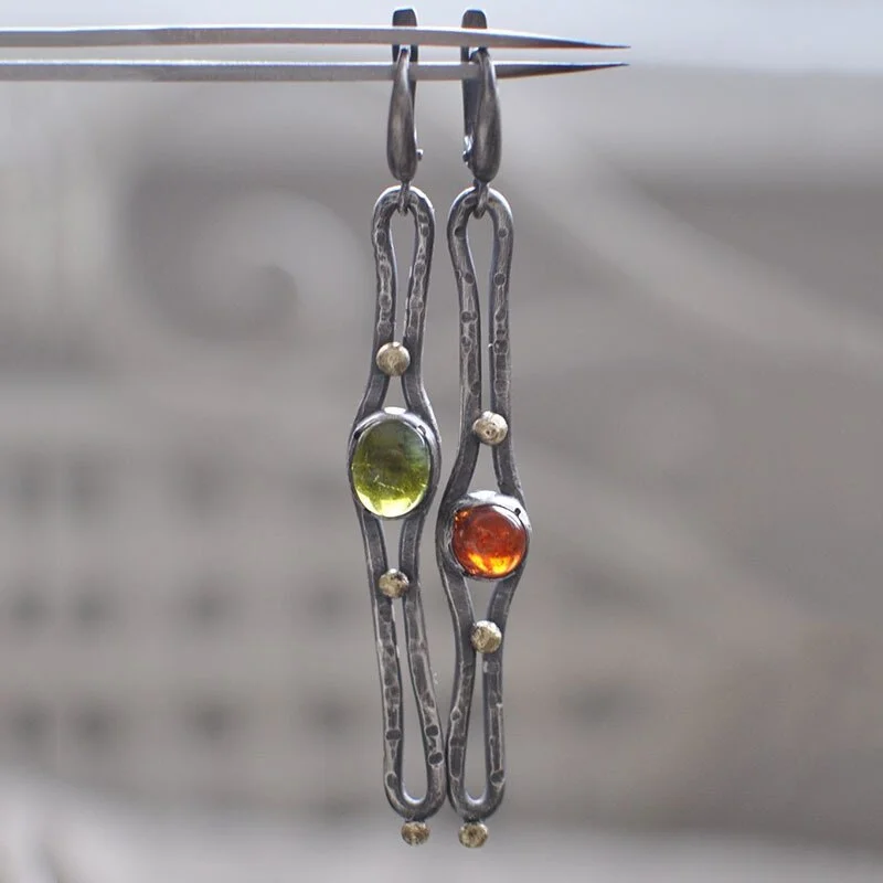 New imitation red and green stone simple paper clip long earrings retro antique silver color elegant earrings