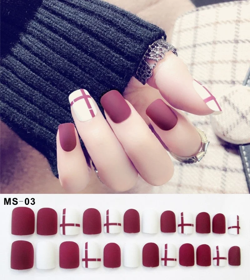 24Pc Matte Fake Nail Art Decoration Red Green White Chic Long Square Head Press on Full Cover False Nails Tips with Glue Sticker-Nail Inspo