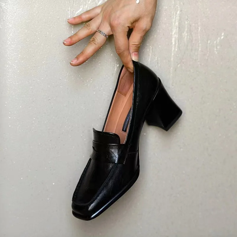 Breakj Breakj Heel High-Heeled Women's Autumn 2025 New Black British Wind Happy Shoes Temperament Square Single Shoes