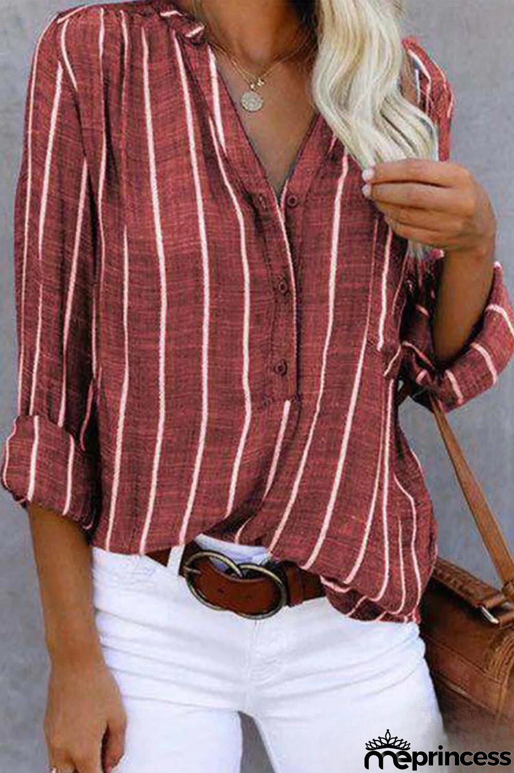 Elegant and Versatile Shirt
