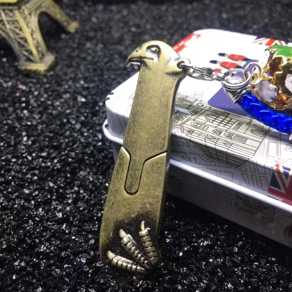Buzzdaisy Multi-Function Replaceable Blade Eagle Hidden Knife Key Chain (1pc)