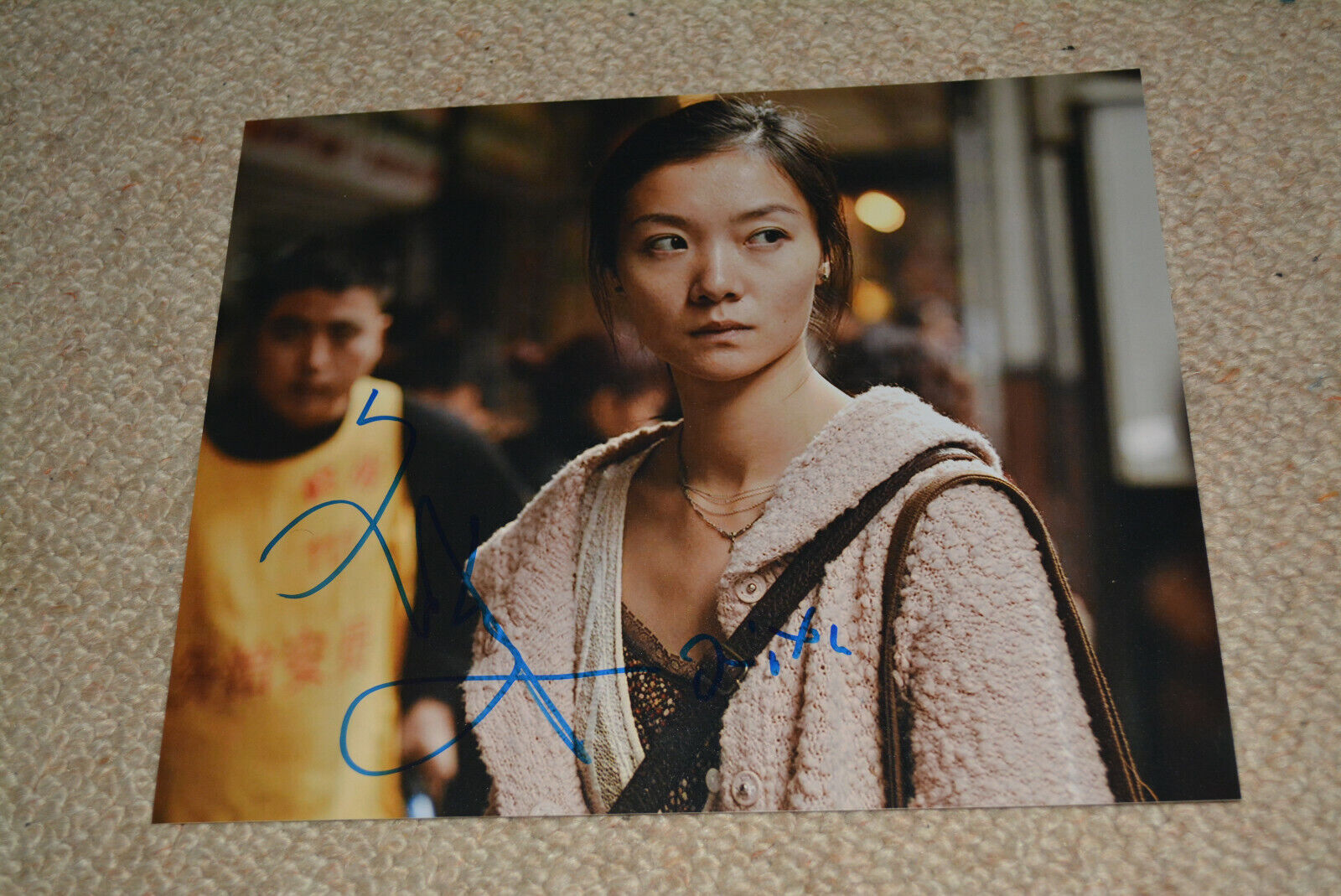 Qi Xi 齊溪 signed autograph 8x10 (20x25 cm) In Person CHINESE ACTRESS