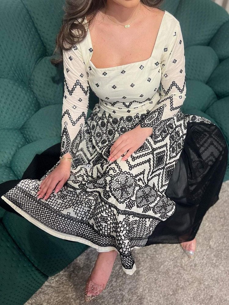 Elegant Ethnic Geometric Print Dress