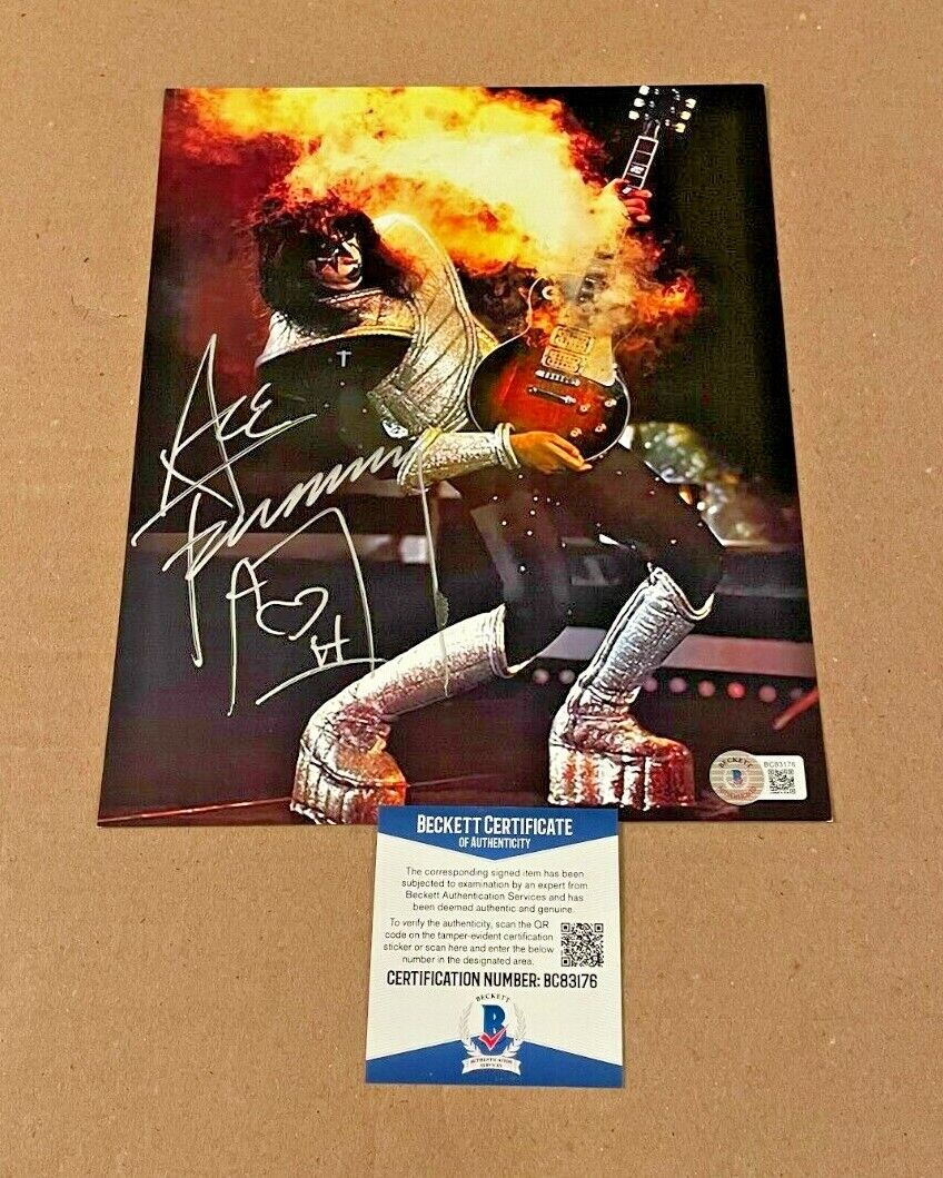 ACE FREHLEY SIGNED KISS 8X10 CONCERT Photo Poster painting BECKETT CERTIFIED BAS