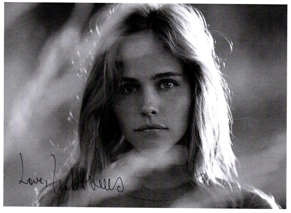 Isabel Lucas Signed - Autographed Transformers - Immortals Actress 5x7 Photo Poster painting