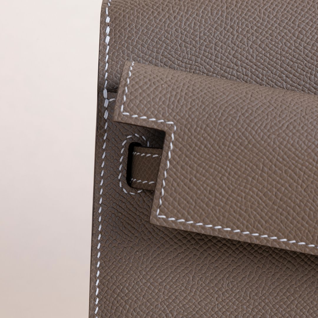 Kelly Disorder Epsom CK18 Etoupe PHW