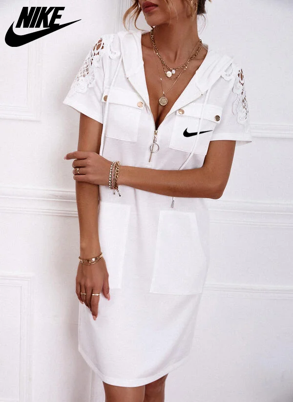 NOVÉ KRAJKOVÉ ŠATY NIKE S KAPUCÍ A VÝKRKEM V 2024
