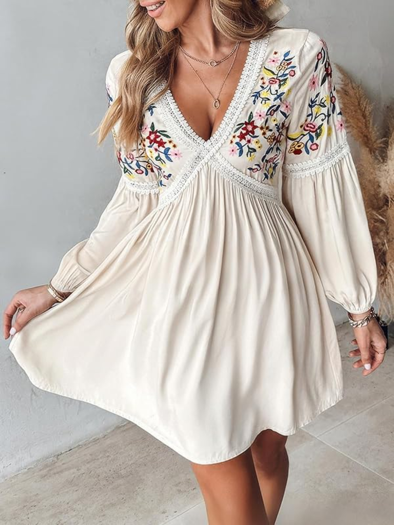 Women's Lace Embroidered Boho Mini Dress V Neck Lantern Sleeve Back Shirred Flowy Vacation Sundress