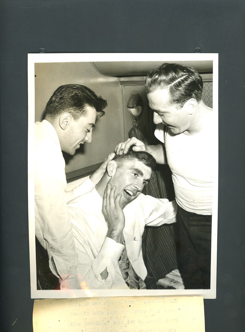 Johnny Lindell Marius Russo Stirnweiss 1943 World Series Press Photo Poster painting Yankees