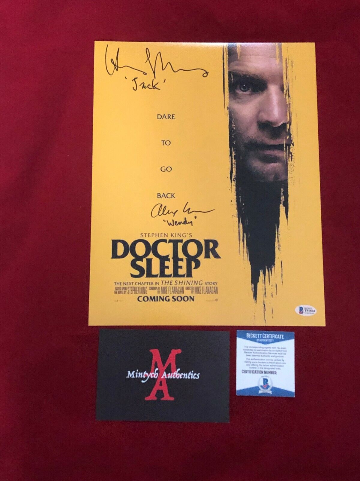 DR. SLEEP DUAL CAST SIGNED 11x14 Photo Poster painting! DR SLEEP! JACK & WENDY TORRANCE! BECKETT