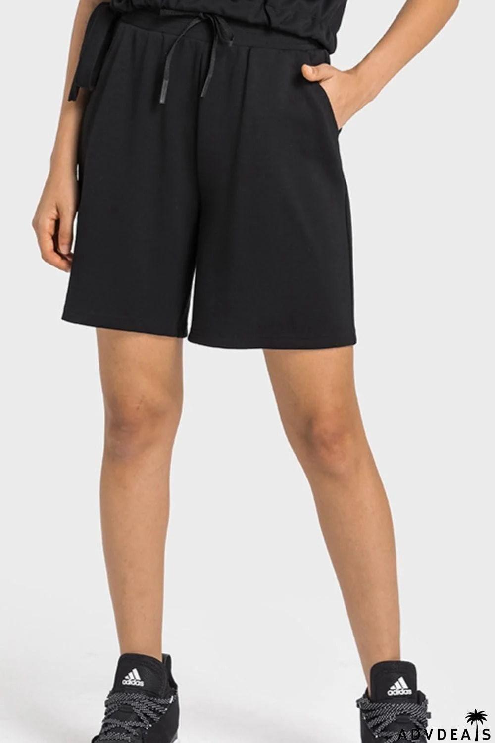 Drawstring Elastic Waist Sports Bermuda Shorts