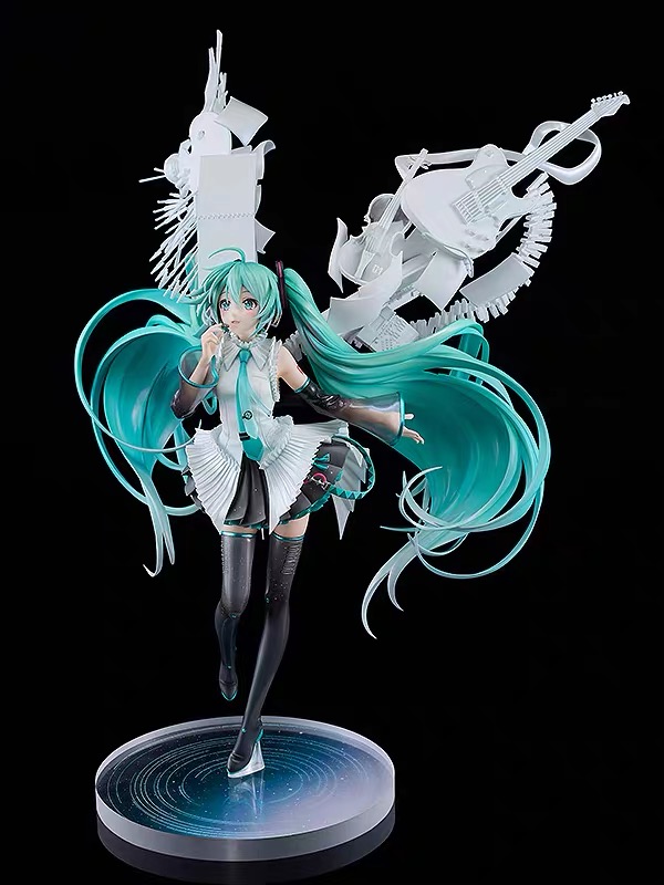 GSC - Character Vocal Series 01 Hatsune Miku: Happy 16th Birthday Ver. 1/7 Figure (Licensed)-