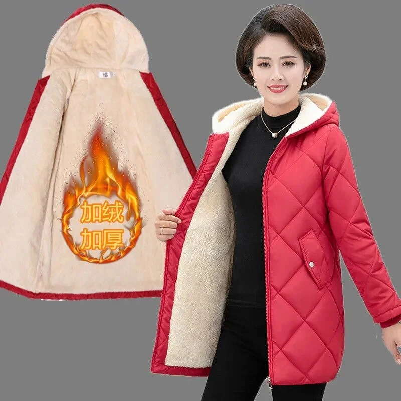 NEW Winter Women Jacket Plus Velvet Warm Mide Age Parker Women Jacket Coat Fashion Causal Cotton Padded Female Coat Outwear 5XL