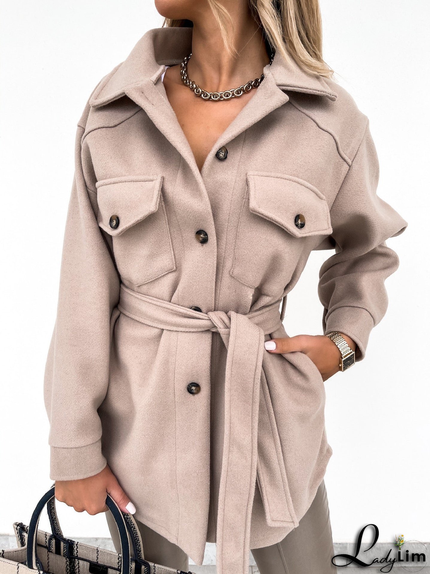 Versatile and Comfortable Coat