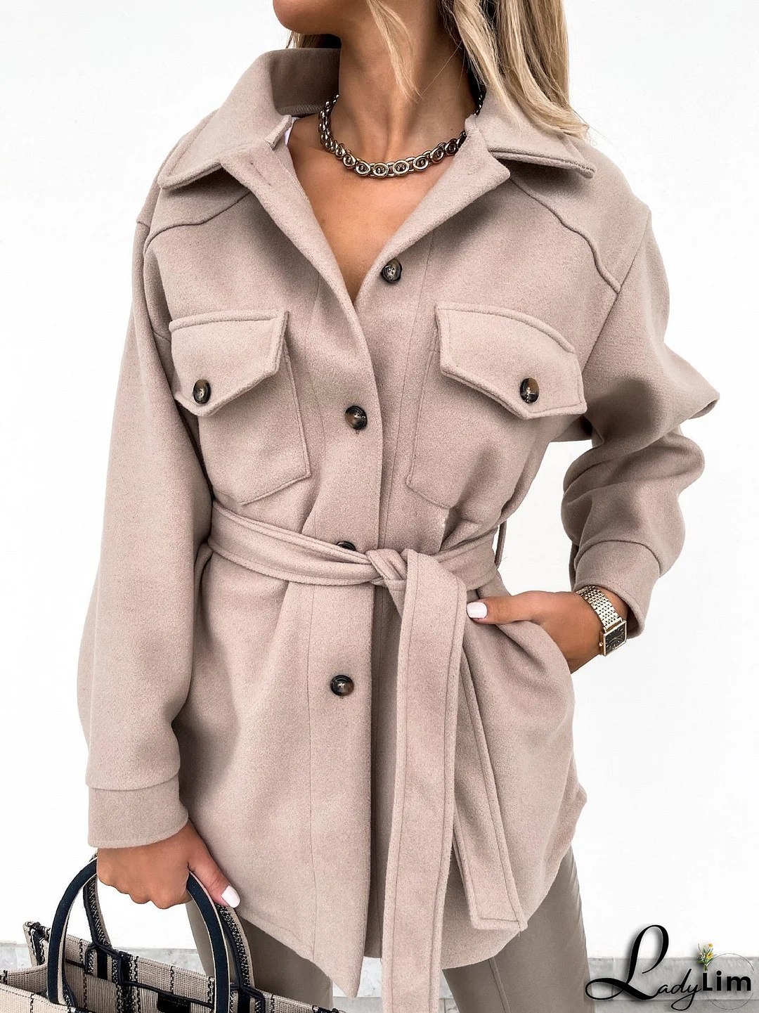 Versatile and Comfortable Coat