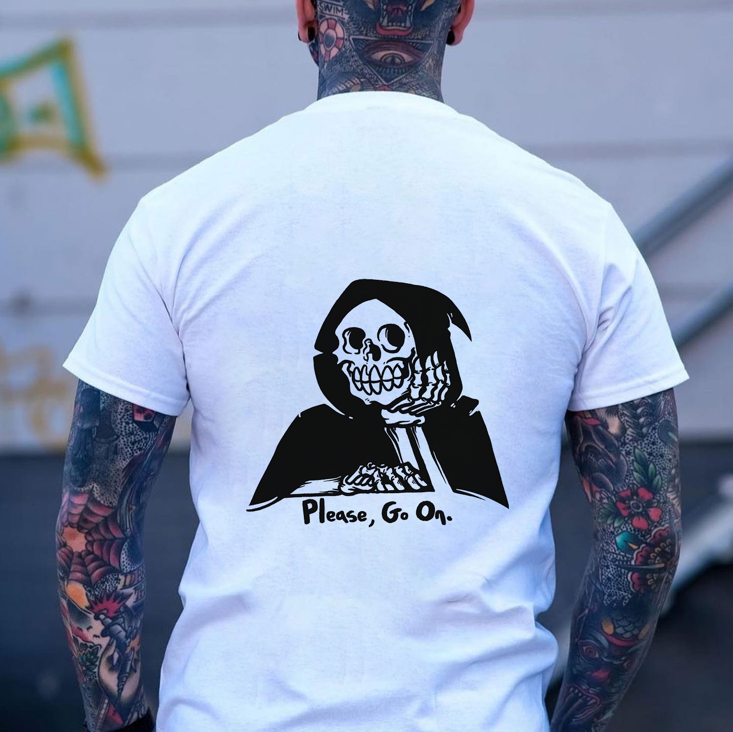 PLEASE, GO ON Graphic Print T-shirt