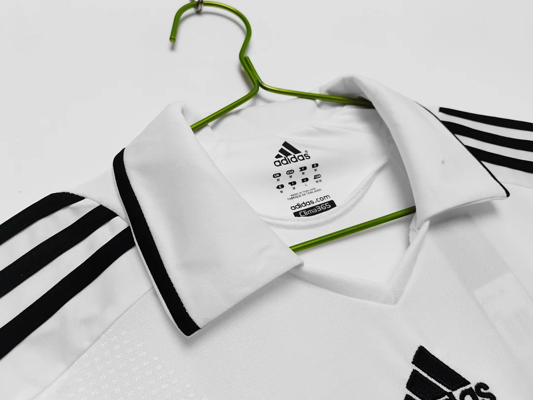 Retro 2008-09 Real Madrid Home Football Shirt Thai Quality