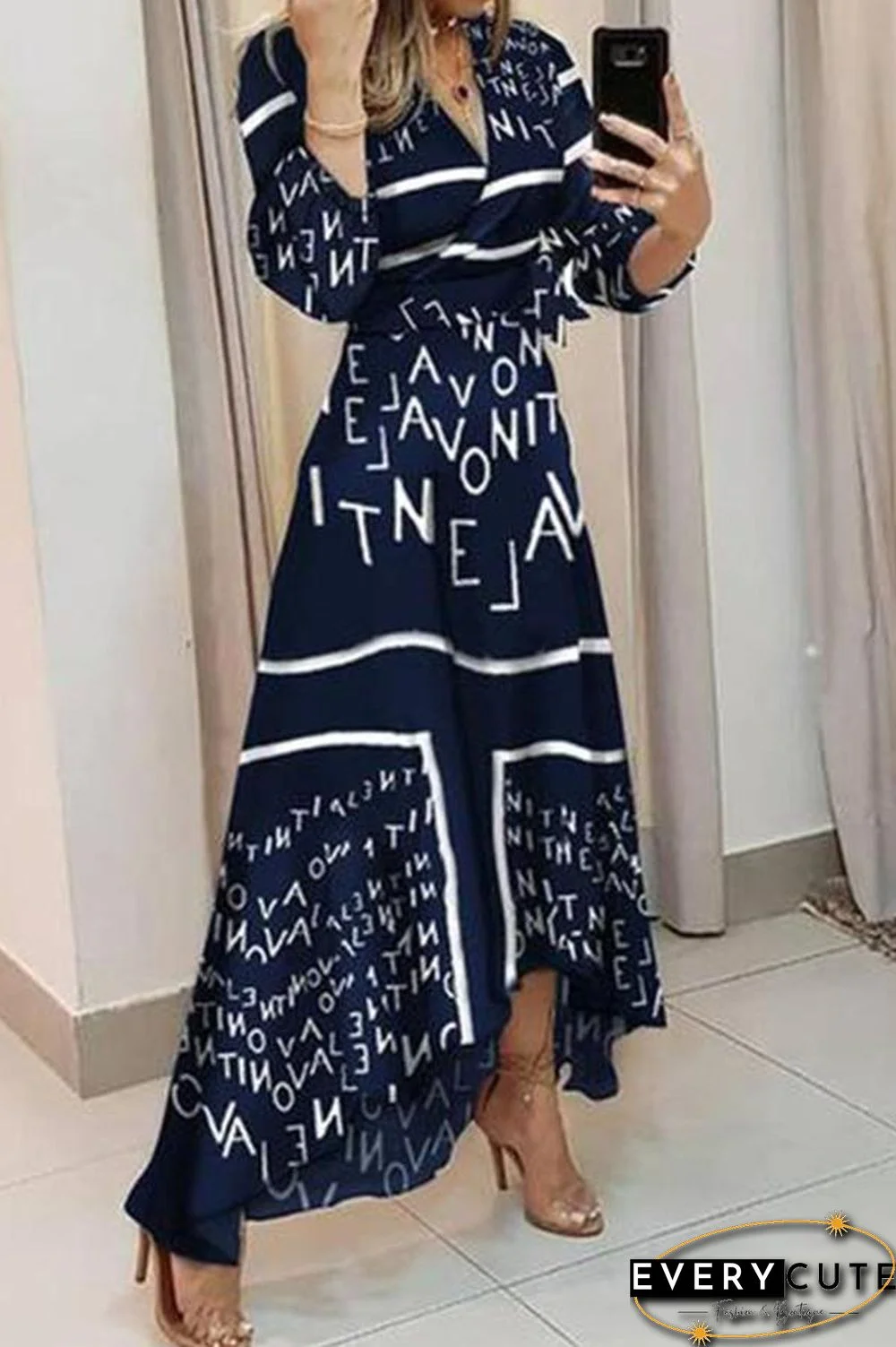 Asymmetrical Letter Print V-Neck Maxi Dress P10060
