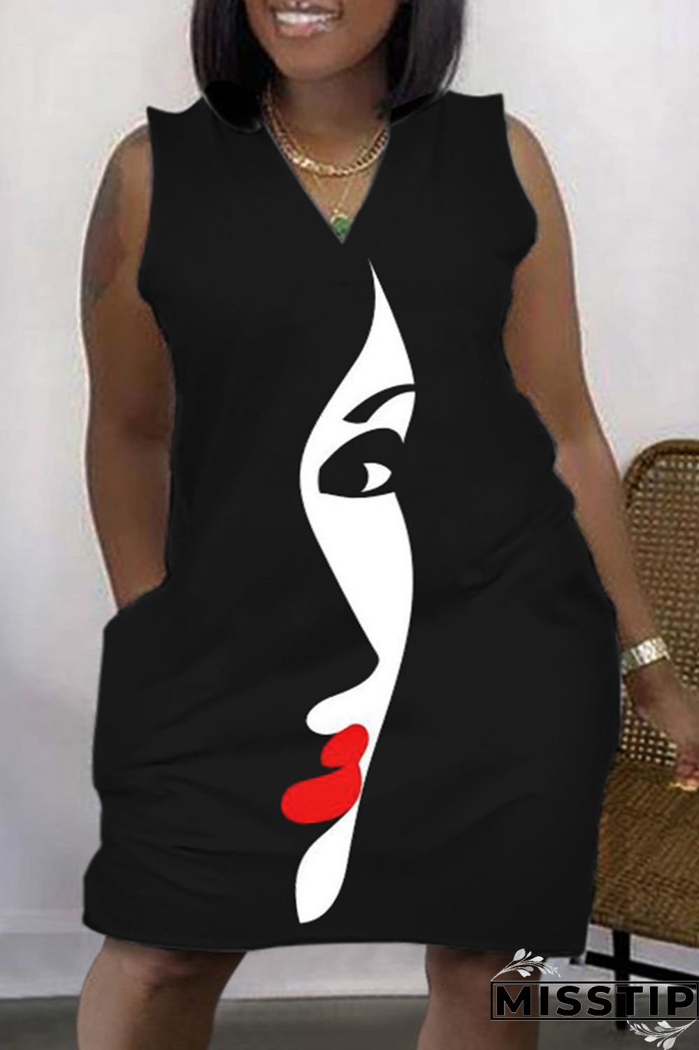 Green Fashion Casual Print Patchwork V Neck Sleeveless Plus Size Dress