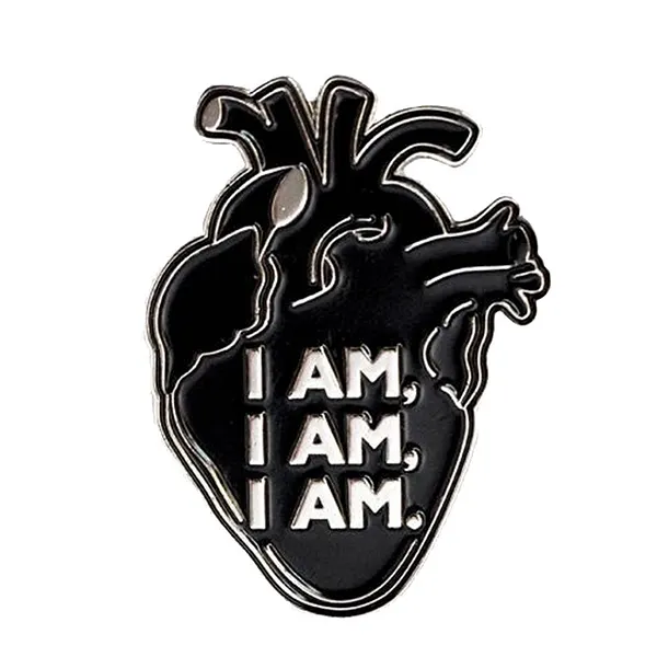 Foto del pin Corazón Místico Valiente