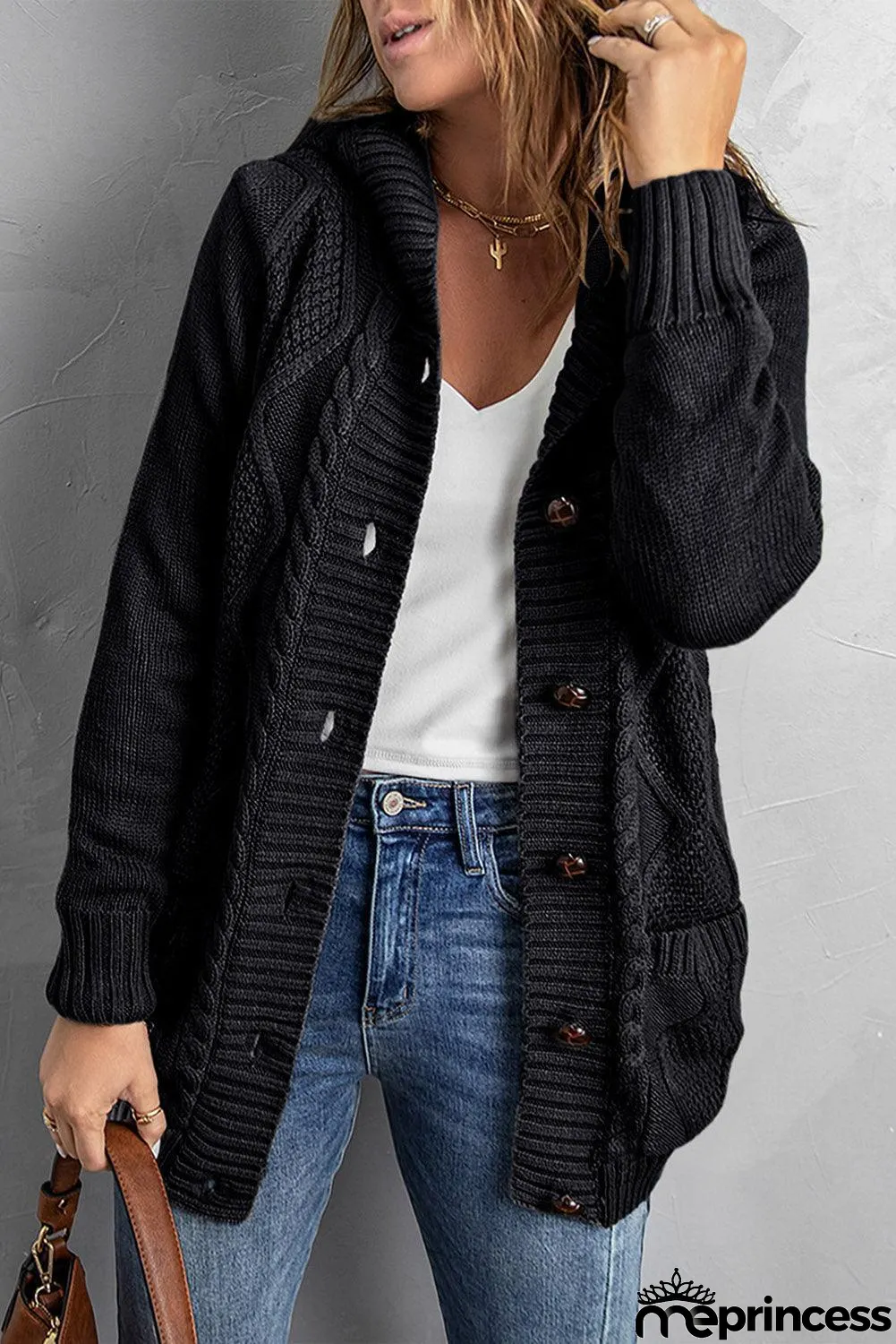 Effortless and Chic Cardigan