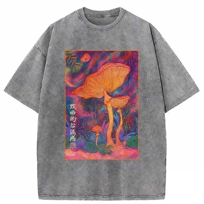 Magic Mushrooms Washed T-shirt elevenforest