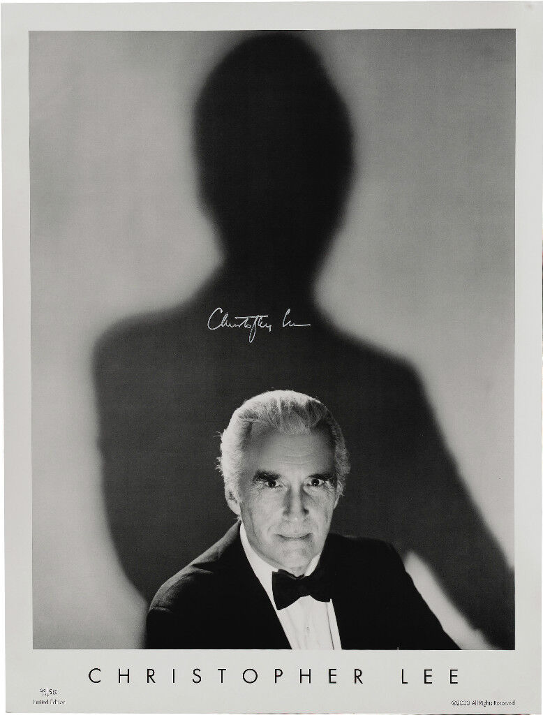 CHRISTOPHER LEE Autographed Photo Poster paintinggraph - Film Actor (Horror) - Preprint