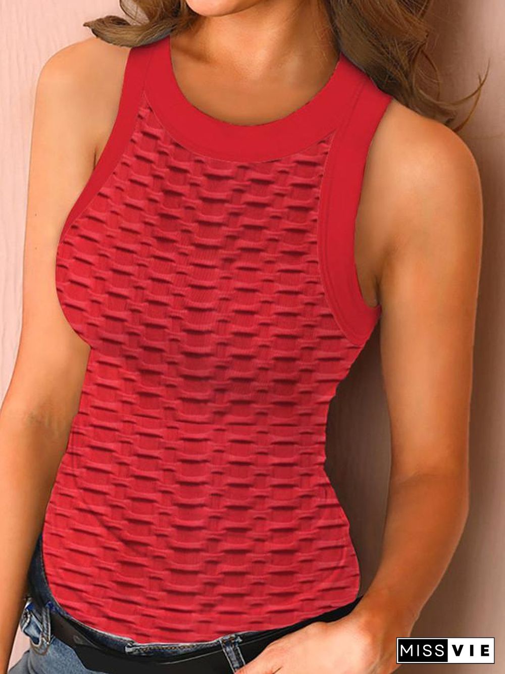 Women Sleeveless Scoop Neck Graphic Top