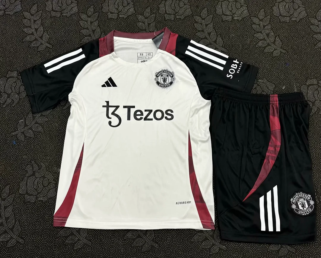 2025/26 Manchester United Training clothes Football  Kids Size