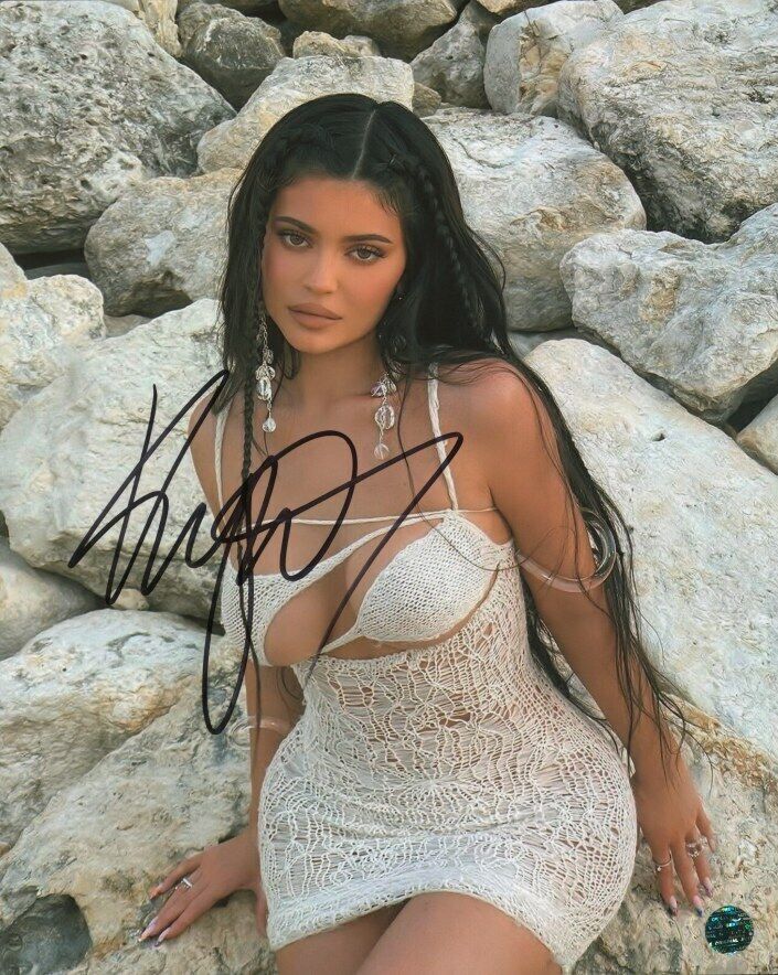 KYLIE JENNER Autographed Original 8x10 Photo Poster painting LOA TTM