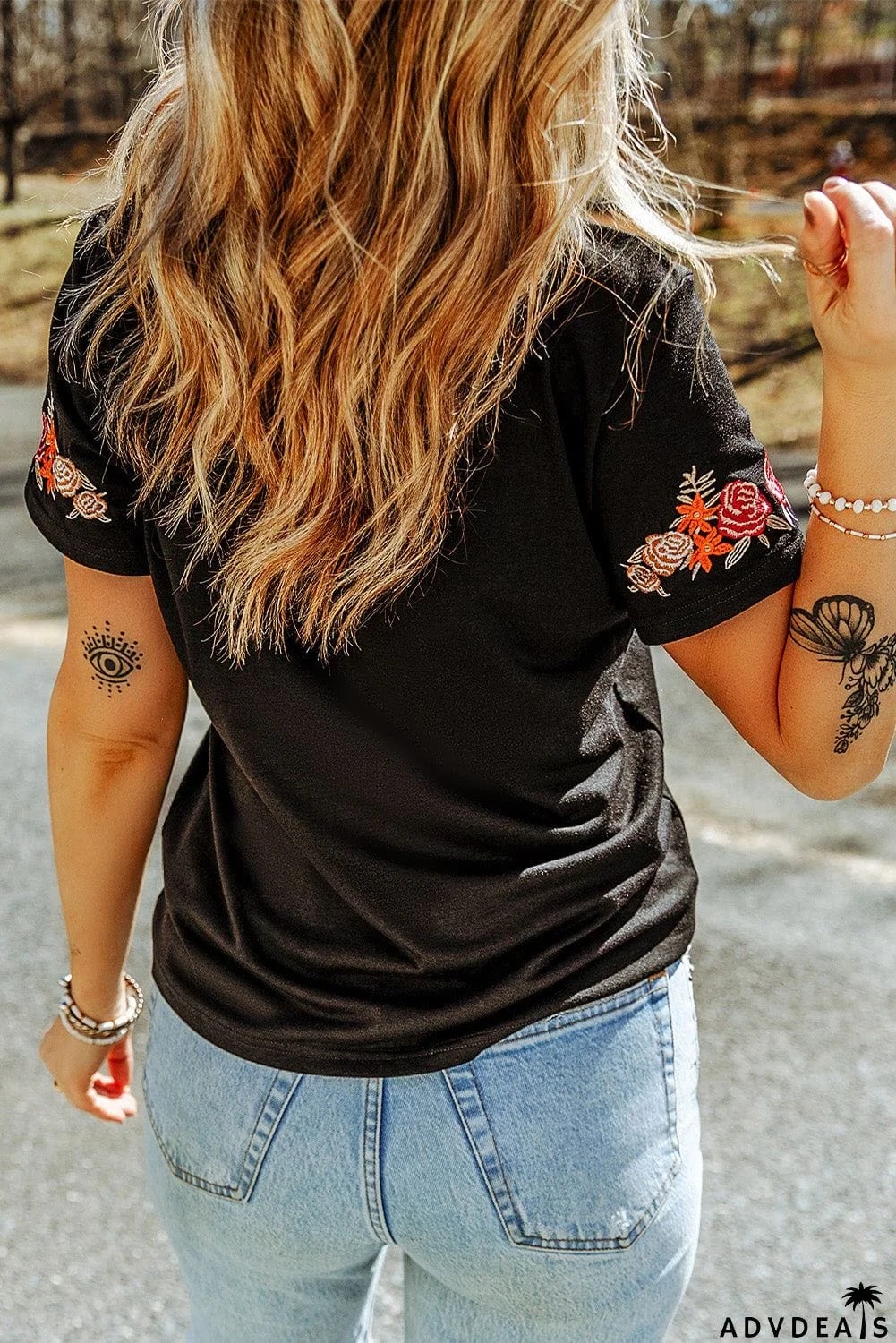 Embroidered Round Neck Tee Shirt