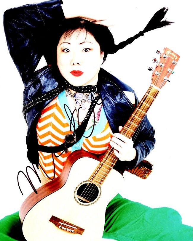 MARGARET CHO Signed Photo Poster painting