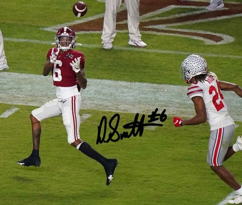 Devonta Smith Signed Photo Poster painting 8x10 rp Autographed Alabama Championship Game