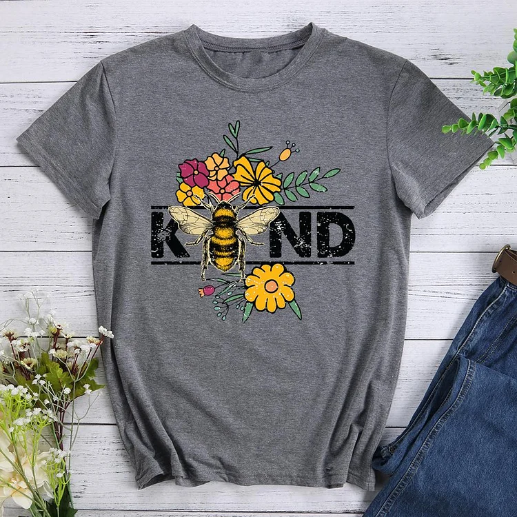 bee Round Neck T-shirt