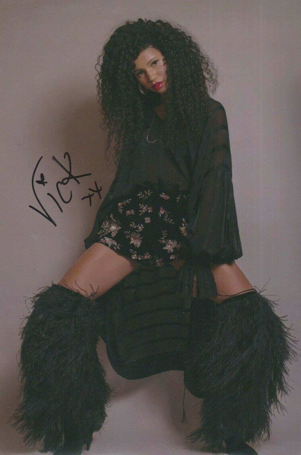 Vick Hope **HAND SIGNED** 12x8 Photo Poster painting ~ AUTOGRAPHED