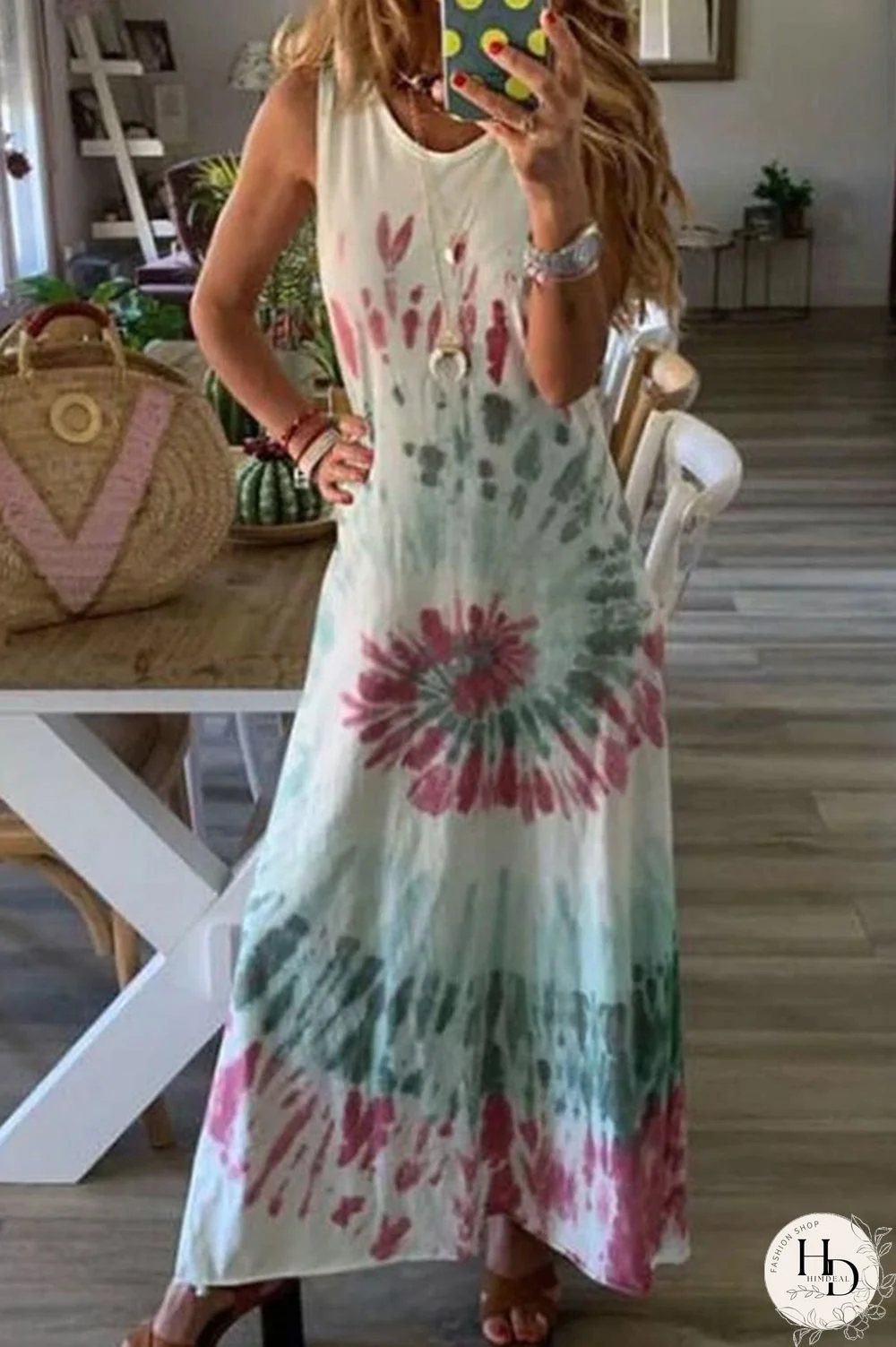 Round Neck Sleeveless Printed Maxi Dress