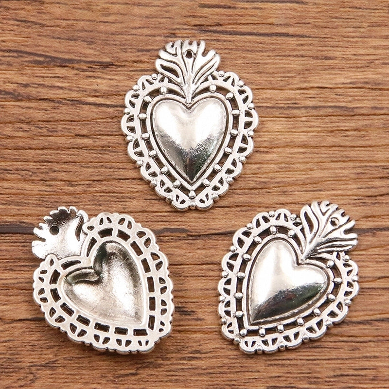1 Piece Alloy Heart Shape Skull Pendant Jewelry Accessories