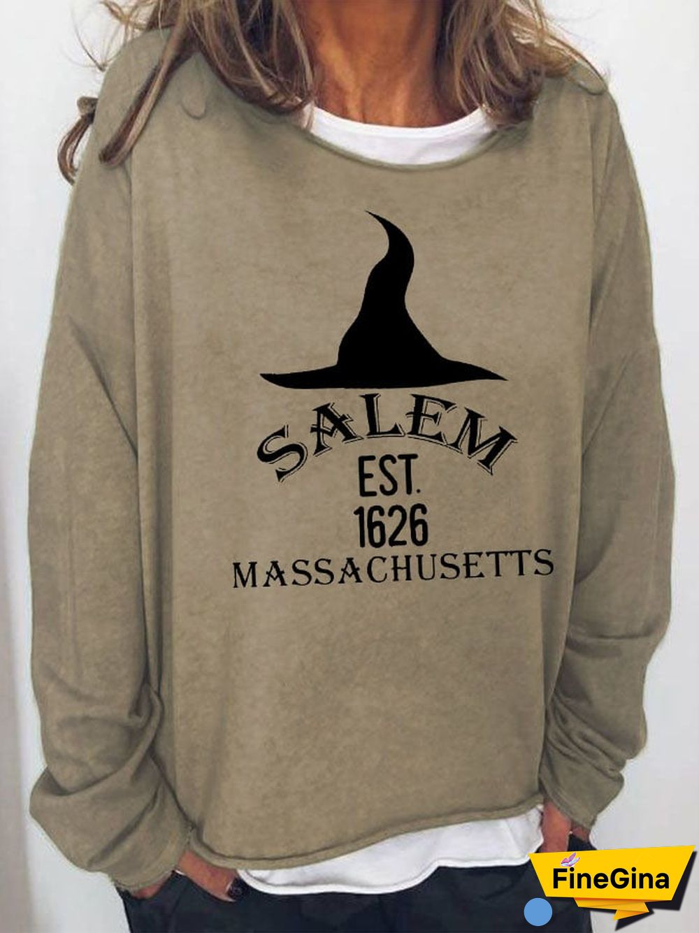Women's Salem Massachusetts Sweatshirt